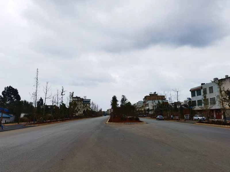 云南曲靖麒麟区水石公路市政道路工程球墨铸铁管给排水工程完工交付